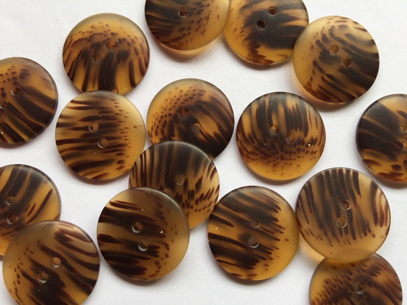 Buttons | polyester buttons | toggle | TextileGarden