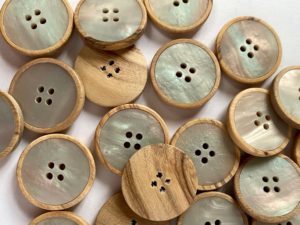 Wooden buttons, bamboo, wood, toggle