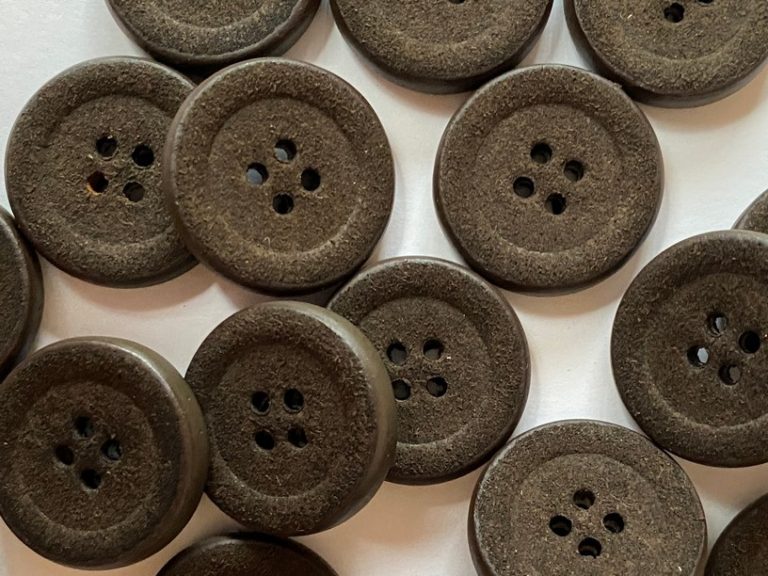 Leather buttons | TextileGarden