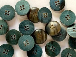 Eco buttons: made in Portugal with horn, hemp, crown, paper, etc. – Ethical  Fashion Brazil